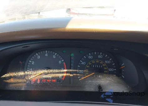 1993 Toyota Camry Xle z USA, uszkodzony, nr VIN JT2SK13E6P0139357